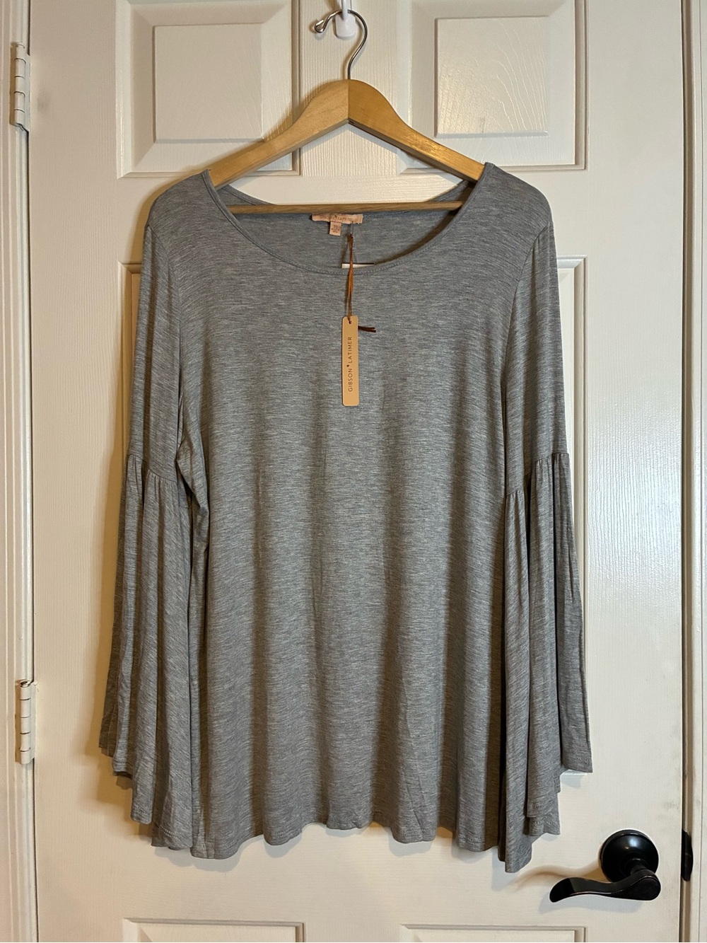 Gibson Latimer Gray Long-Sleeve Bell-Sleeve Tee